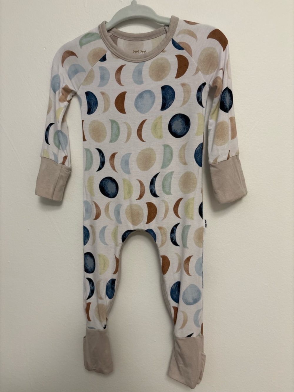 Luna Neutral Crescent Zippy Bamboo Sleeper